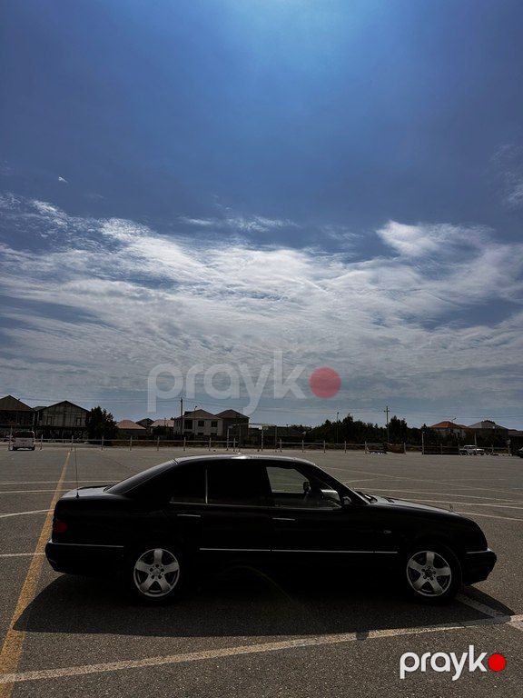 Mercedes E 230, 2.3 L, 1996 il, 268 400 km — Avtomobillər, Bakı (6)