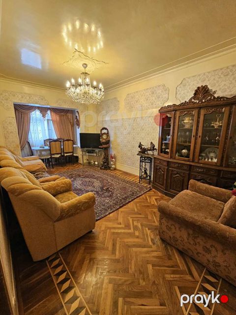 3-otaqlı mənzil, Azadliq metrosu,8ci mkr, 90 m² — Bakı