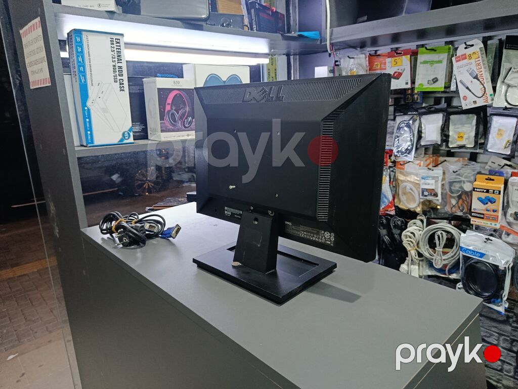 Dell - E1709Wc model Monitor Ekran ölçüsü 17", Özüm işlətmişəm — Monitorlər, Bakı (2)