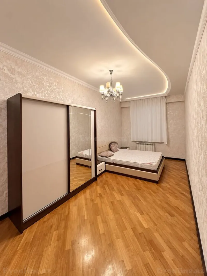 Satılır 3 otaqlı Mənzil Yeni tikili 120 m² Bakı, Yasamal r., Yeni Yasamal — Mənzil, Bakı (8)
