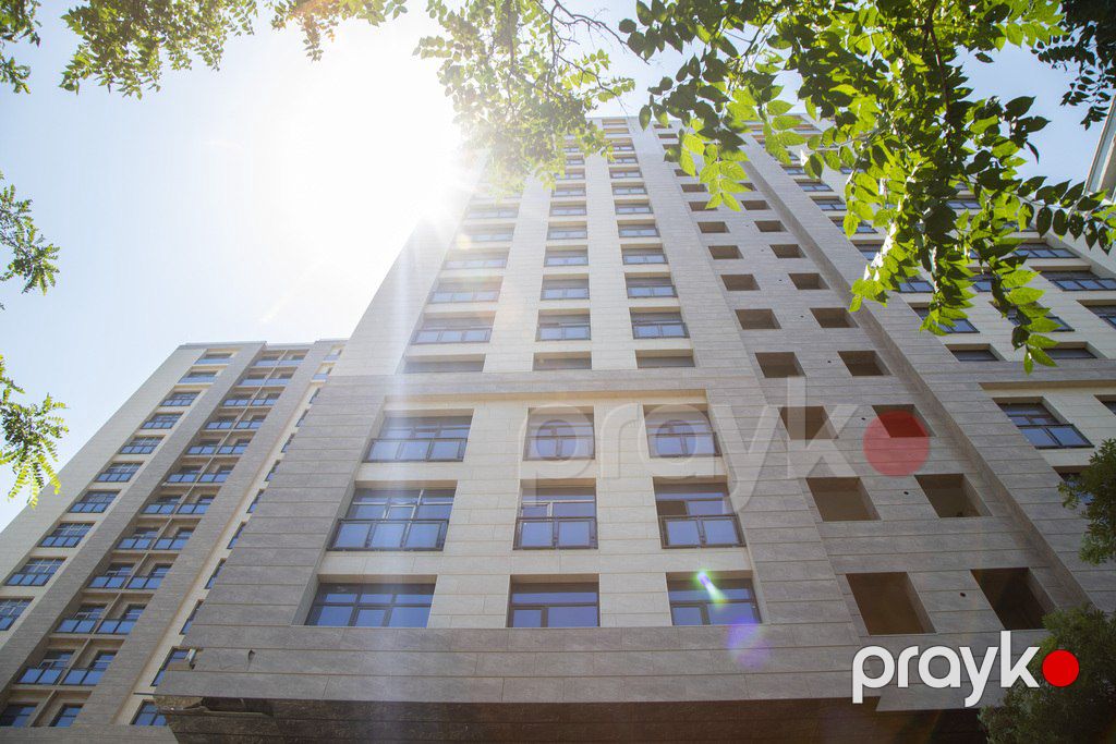 Satılır 5 otaqlı yeni tikili 255 m² — Mənzil, Bakı (4)