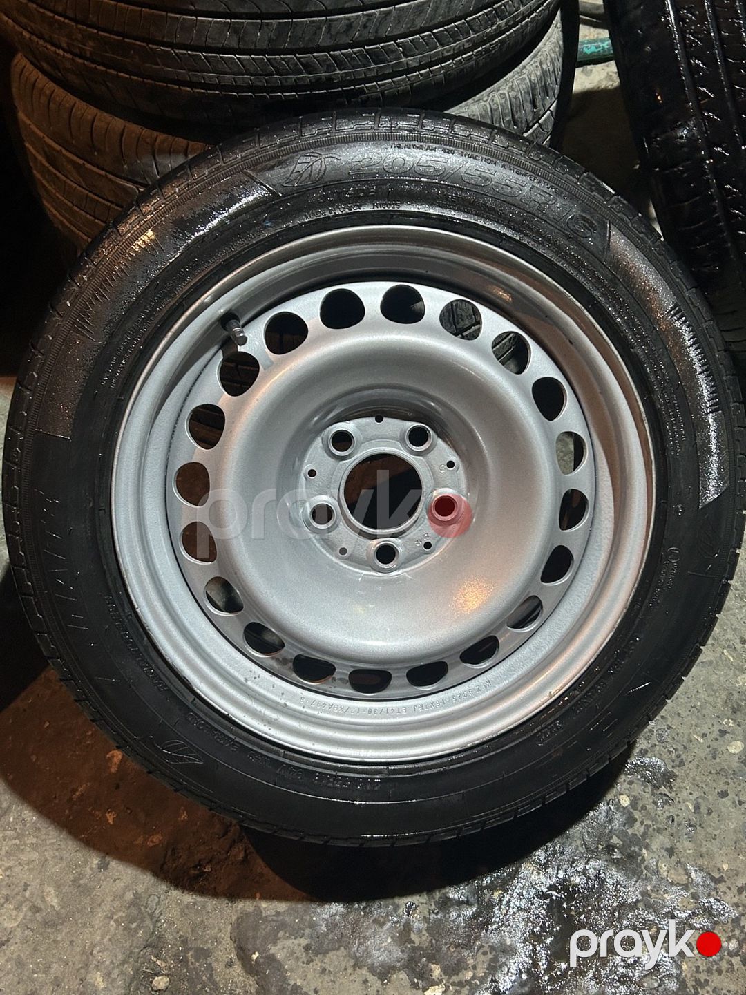 Mercedes təkərləri 205/55 R16 — Ehtiyat hissələri və aksesuarlar, Bakı (2)