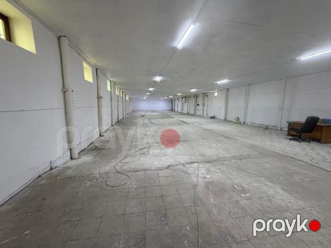 Satılır obyekt 450 m² — Bakı