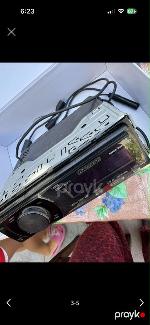 Pioneer avtomobil maqnitolası Yalnız disk yeri işləmir. Başqa hərşey — Masazır