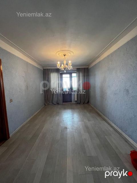 Satılır 2 otaqlı Bina evi menzil (Köhnə tikili), 46 m², 8-ci mikrorayon