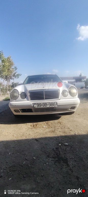 Mercedes E 220, 2.2 L, 1998 il, 506 983 km — Füzuli