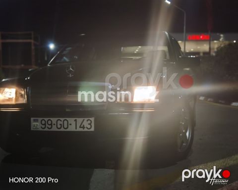Mercedes C 200 — Bakı