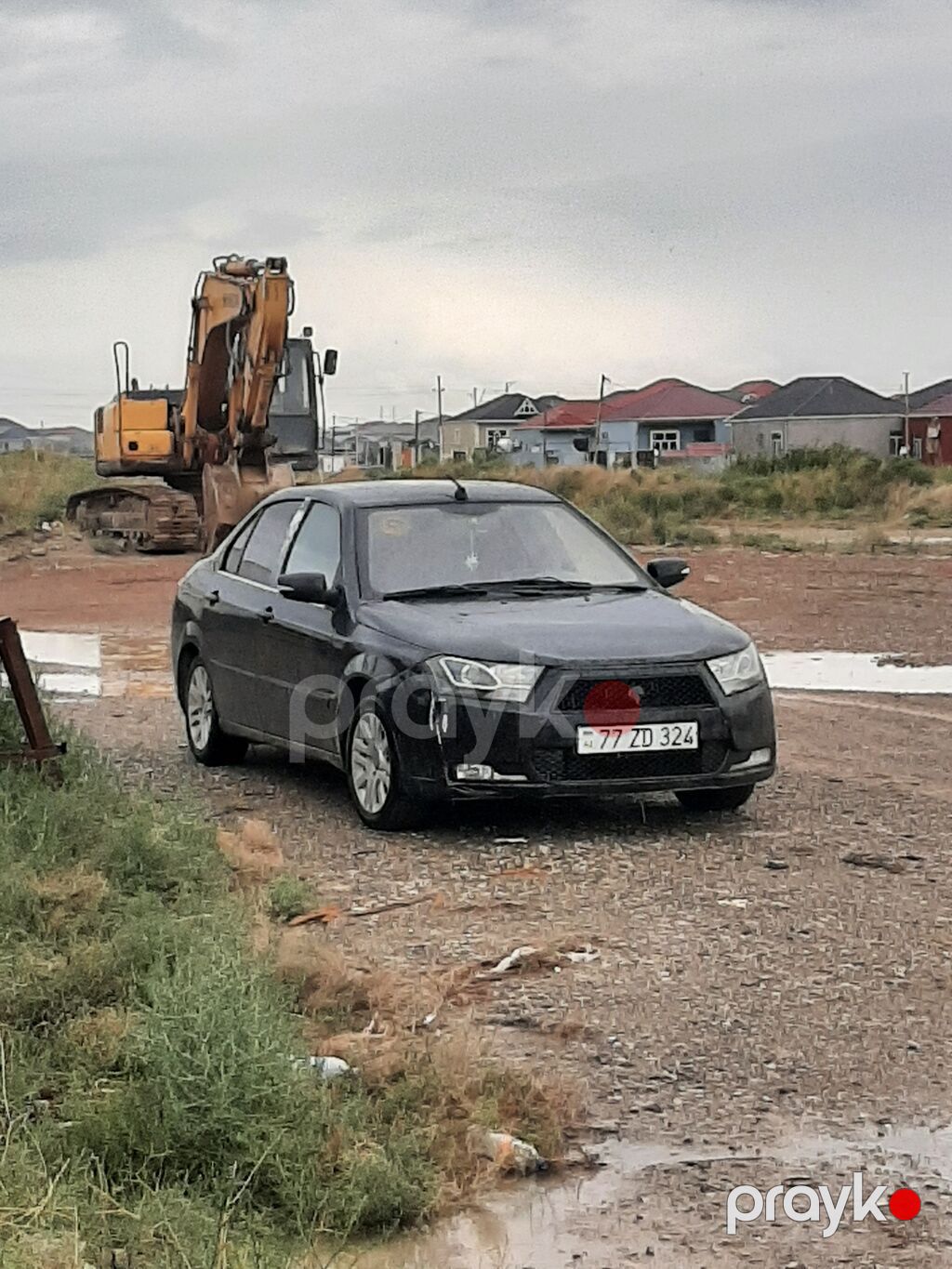 Avtomobil – qara rəngli sedan Xüsusiyyətlər: - Kuzov: 4 qapılı sedan — Avtomobillər, Bakı (4)