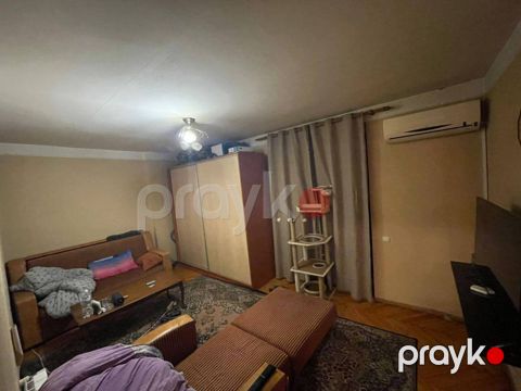 Satılır 1 otaqlı köhnə tikili 30 m² — Bakı