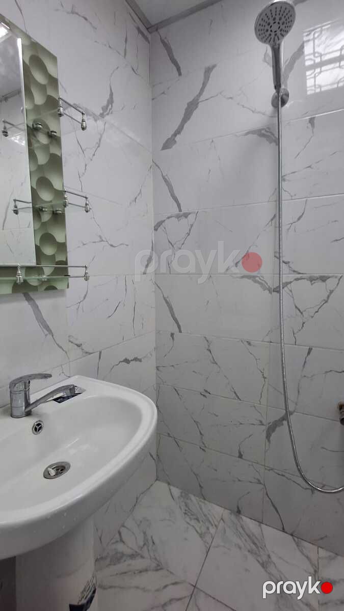Satılır 2 otaqlı köhnə tikili 45 m² — Mənzil, Bakı (10)