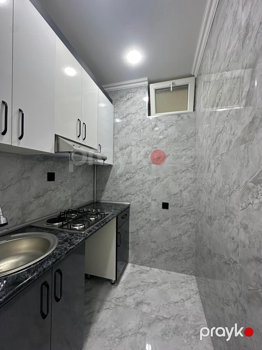 Satılır 1 otaqlı köhnə tikili 33 m² — Mənzil, Bakı (10)