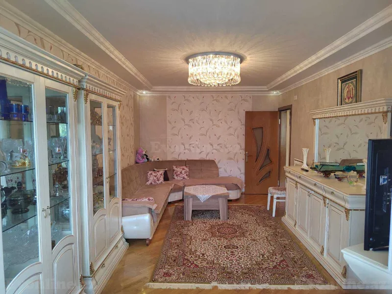 Satılır 4 otaqlı Mənzil Köhnə tikili 100 m² Bakı, Nizami r., 8-ci kilometr — Mənzil, Bakı (3)