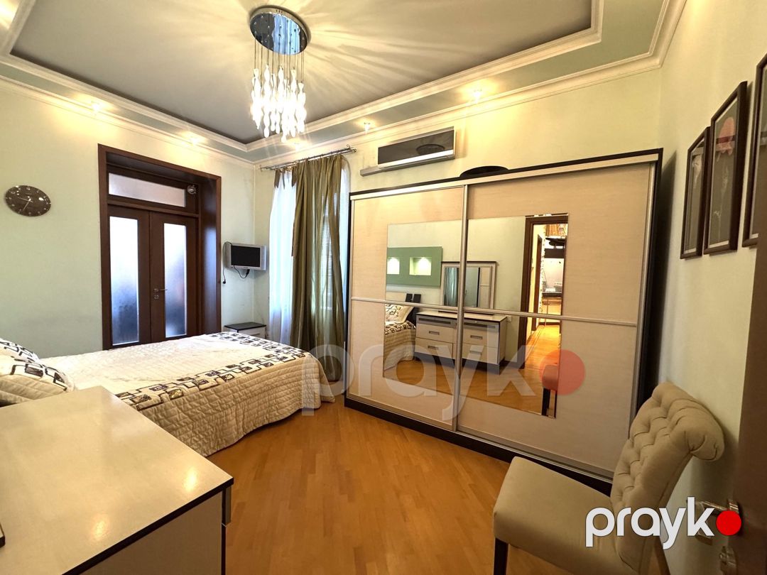 Satılır 4 otaqlı köhnə tikili 120 m² — Mənzil, Bakı (8)