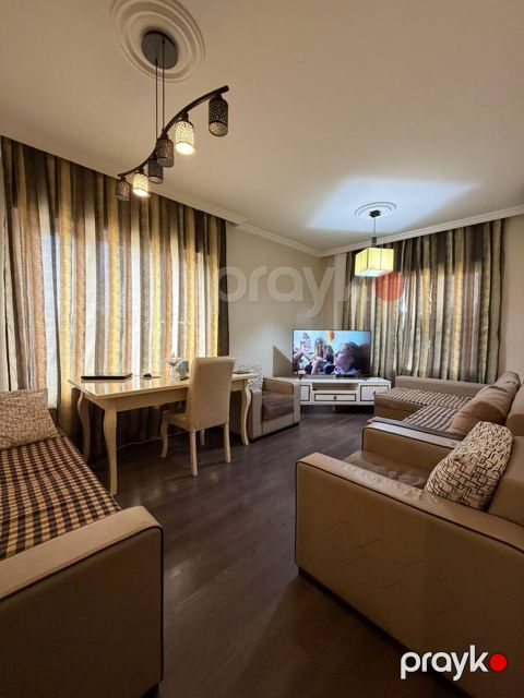 Satılır 3 otaqlı köhnə tikili 85 m² — Bakı