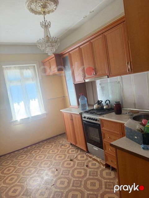 İcarəyə verilir 3 otaqlı köhnə tikili 80 m² — Gəncə