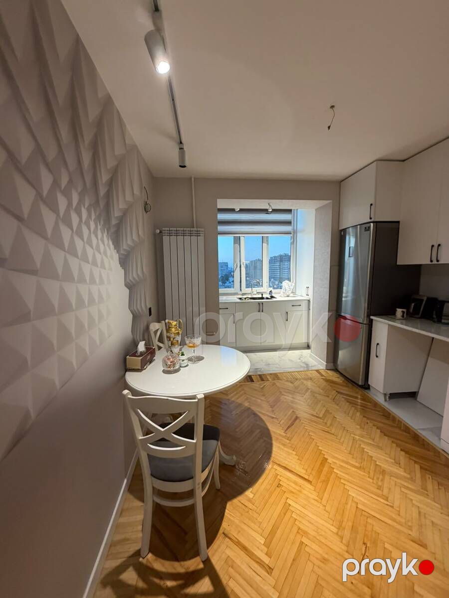Satılır 3 otaqlı köhnə tikili 85 m² — Mənzil, Bakı (10)