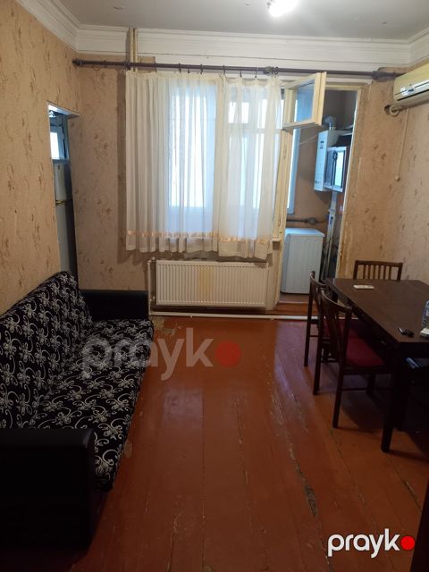 Satılır 3 otaqlı köhnə tikili 45 m² — Bakı