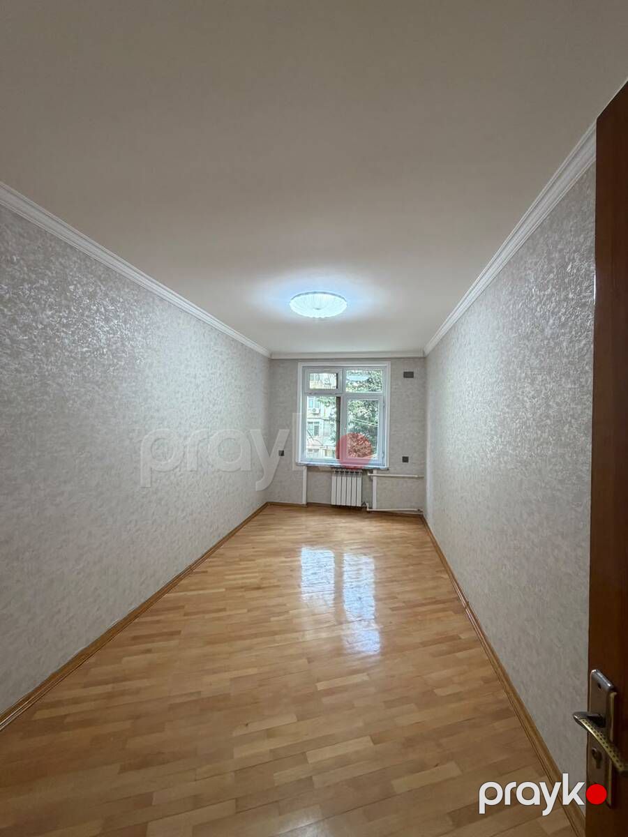 Satılır 2 otaqlı köhnə tikili 65 m² — Mənzil, Bakı (5)
