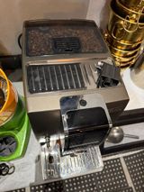 De’Longhi Dinamica Plus avtomatik qəhvə aparatı - Daxili dəyirmanlı — Coffee machines and coffee makers