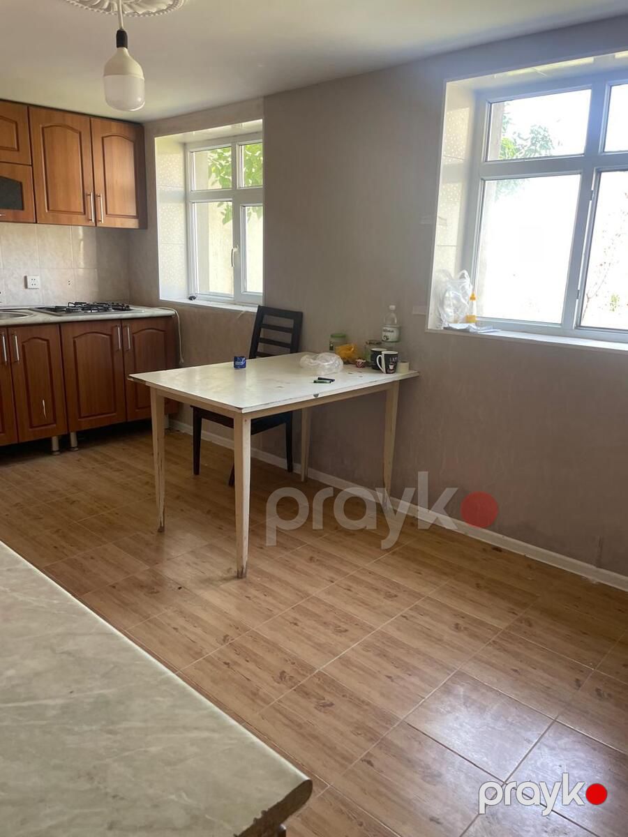 Satılır 3 otaqlı həyət evi/bağ evi 200 m² — Ev, villa, Bakı (4)