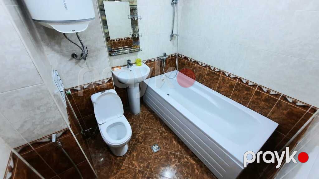 2-otaqlı mənzil kirayə verilir, 28 May küç., 70 m² — Mənzil, Bakı (10)