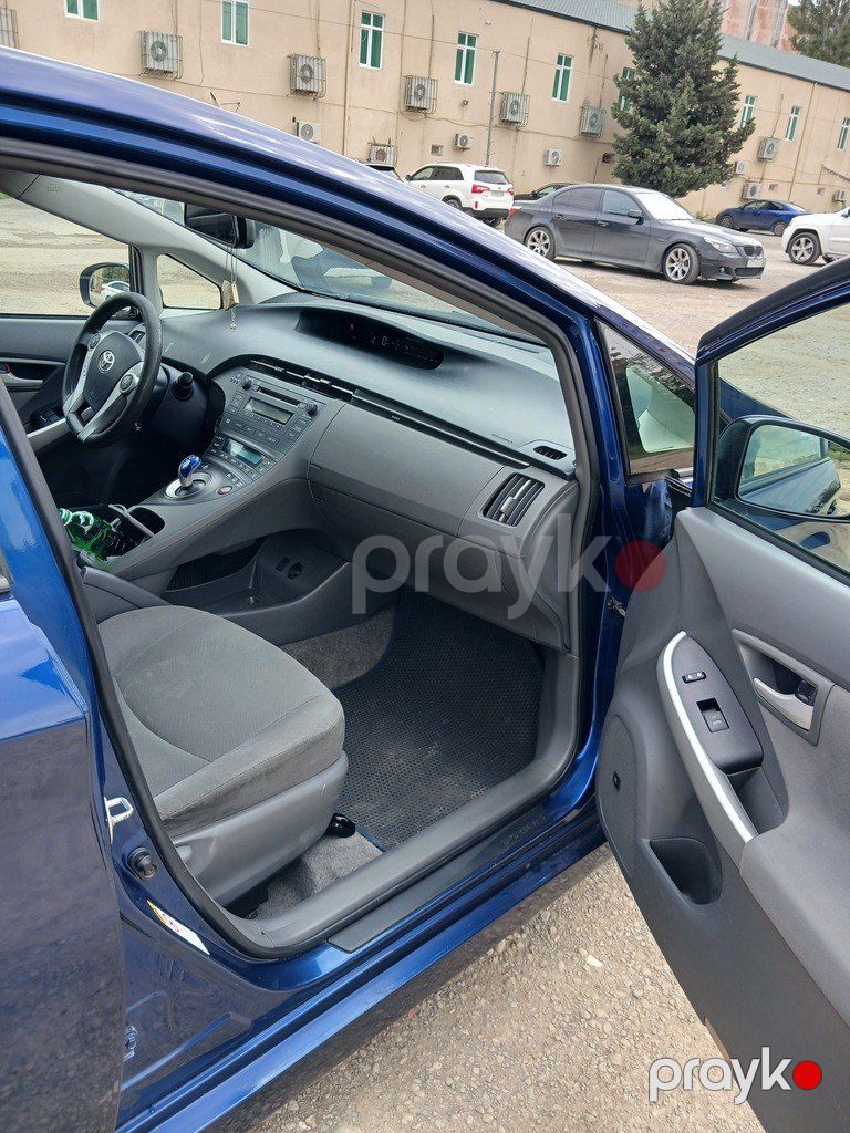 Toyota Prius, 1.8 L, 1.3 kWh, 2010 il, 402 336 km — Avtomobillər, Bakı (8)