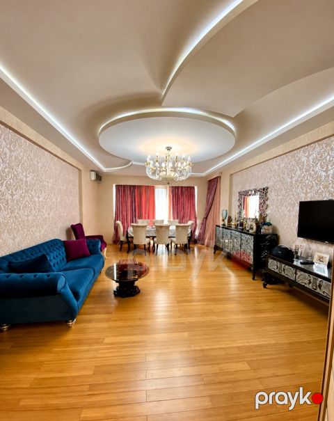 Satılır 4 otaqlı yeni tikili 192 m² — Bakı