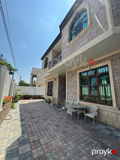 Satılır 9 otaqlı həyət evi/bağ evi 374.8 m² — Bakı