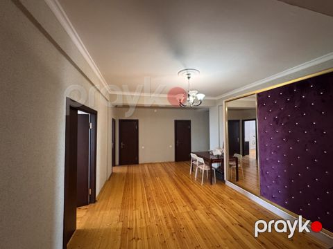 Satılır 3 otaqlı yeni tikili 145 m²