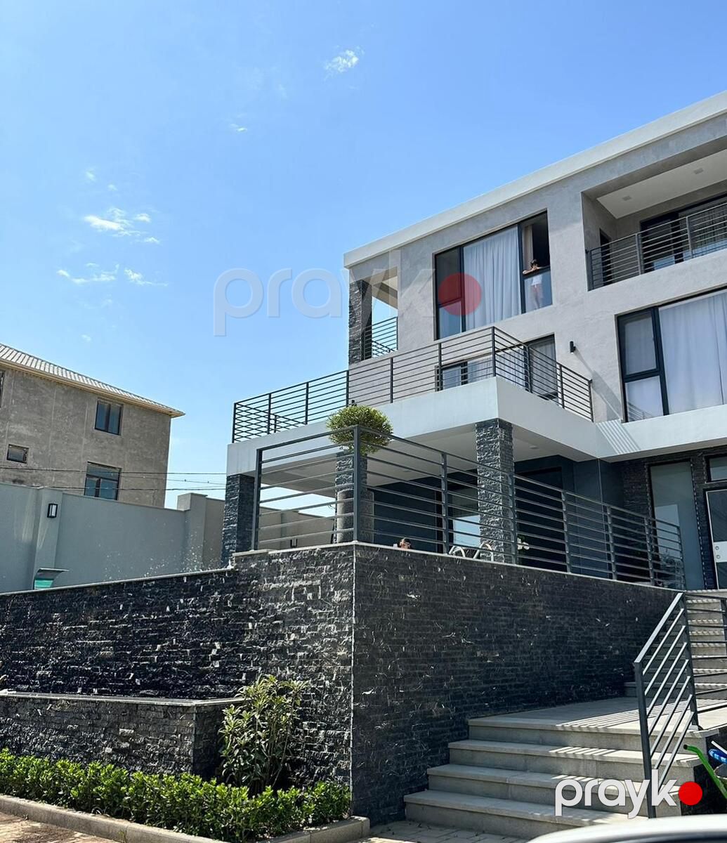 Villa, Səbail r — Ev, villa, Bakı (4)