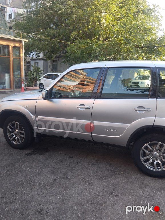 Chevrolet Niva, 1.7 L, 2015 il, 207 000 km — Avtomobillər, Bakı (3)