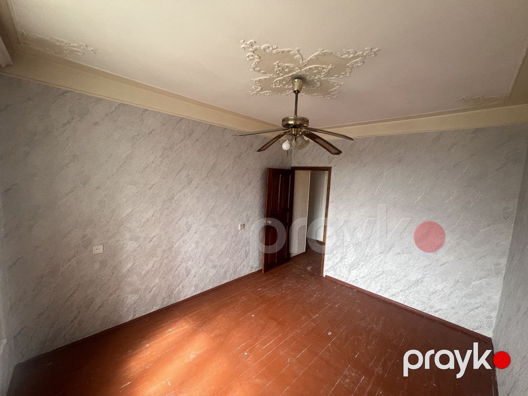 Satılır 3 otaqlı köhnə tikili 75 m² — Mənzil, Bakı (2)