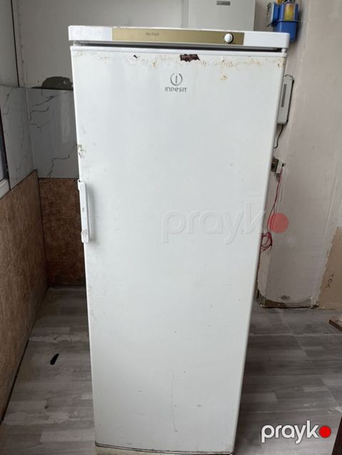Indesit No Frost dik dondurucu - Tip: şaquli dondurucu (No Frost — Bakı