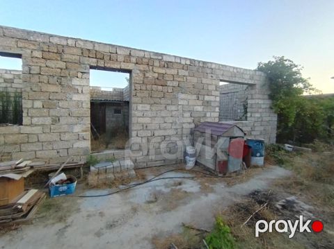 2 sot torpaq sahəsi, Binə qəs — Bakı