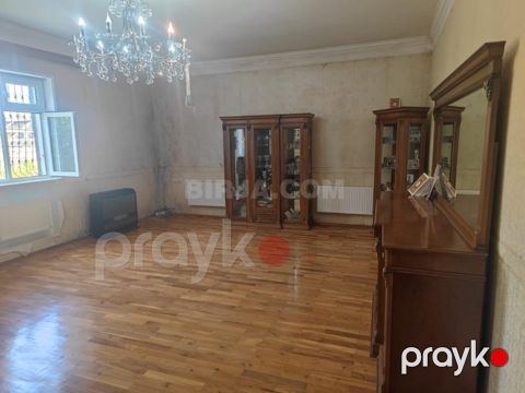 Satılır həyət evi, Yeni Corat q