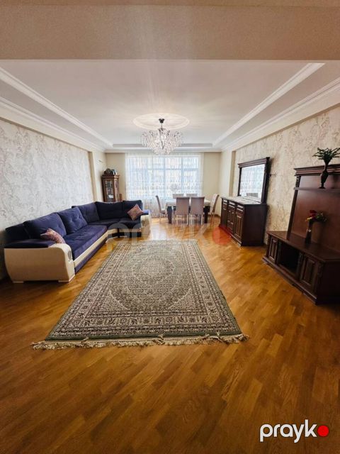 Satılır 3 otaqlı yeni tikili 151 m² — Bakı