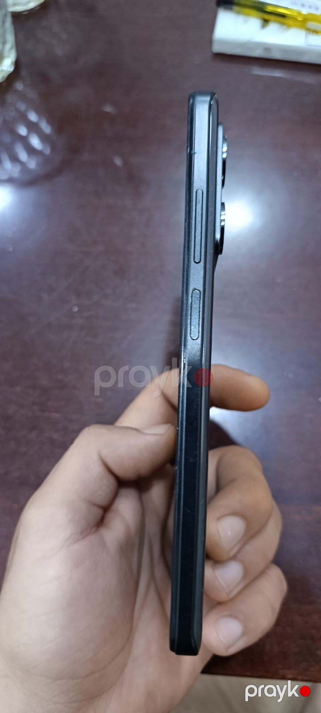 Xiaomi Redmi (5G) smartfon - Model: Redmi 5G (arxa qapaqda “Redmi 5G” — Xiaomi, Masazır (2)