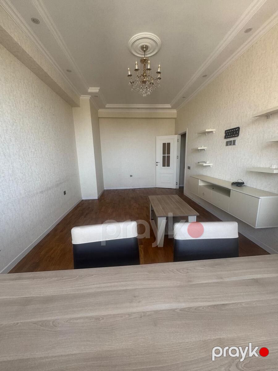Satılır 2 otaqlı köhnə tikili 74 m² — Mənzil, Bakı (6)