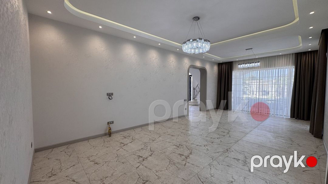 Satılır 6 otaqlı həyət evi/bağ evi 350 m² — Ev, villa, Bakı (11)