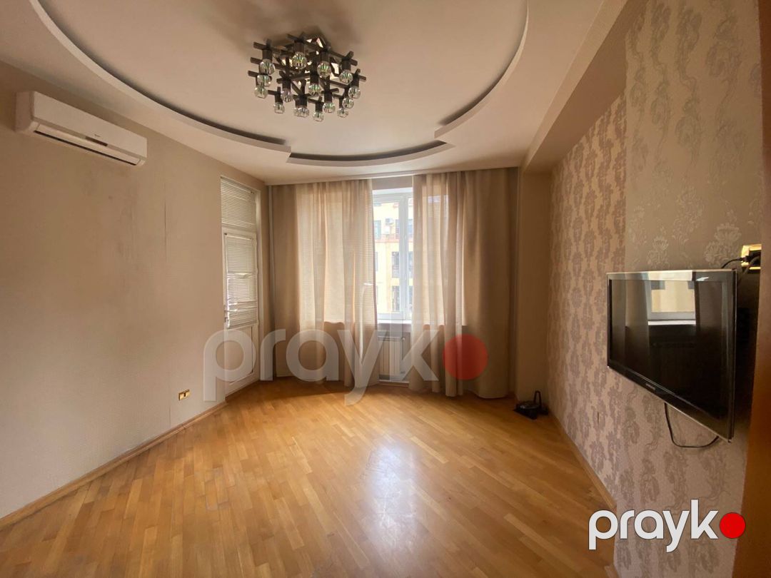 Satılır 4 otaqlı yeni tikili 220 m² — Mənzil, Bakı (10)