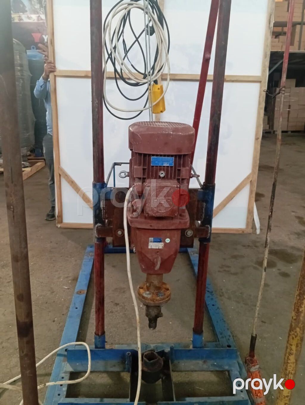 Qazma qurğusu elektriklə isləyən Hündürlük - 3mt Qazma ştanqının — Suvarma avadanlığı, Bakı (4)