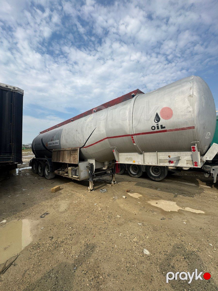 Tanker yanacaq daşıyan çən, 1989 il — Yük avtomobilləri və qoşqular, Bakı (9)