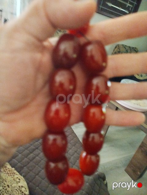 Qırmızı muncuqdan təsbeh - Material: cilalanmış qırmızı şüşə/plastik — Bakı