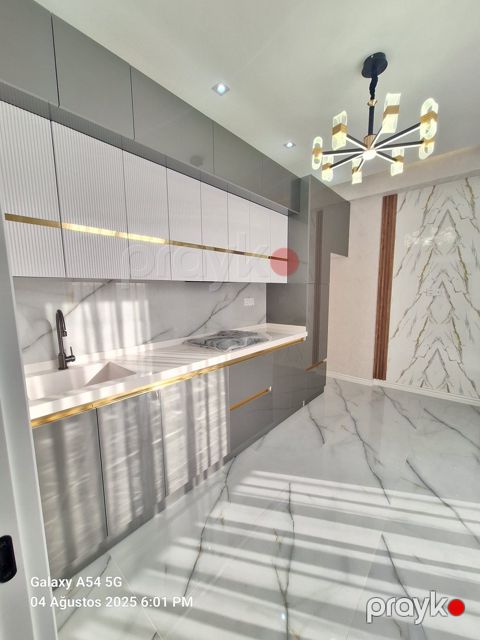 Satılır 3 otaqlı yeni tikili 86 m² — Bakı