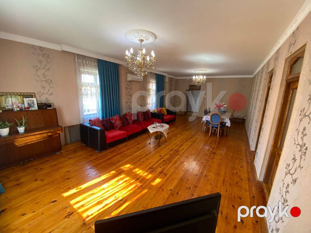 Satılır 6 otaqlı həyət evi/bağ evi 180 m² — Ev, villa, Bakı (2)
