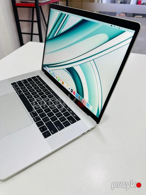 Apple MacBook Pro 15 2018 — Noutbuklar, Bakı (2)