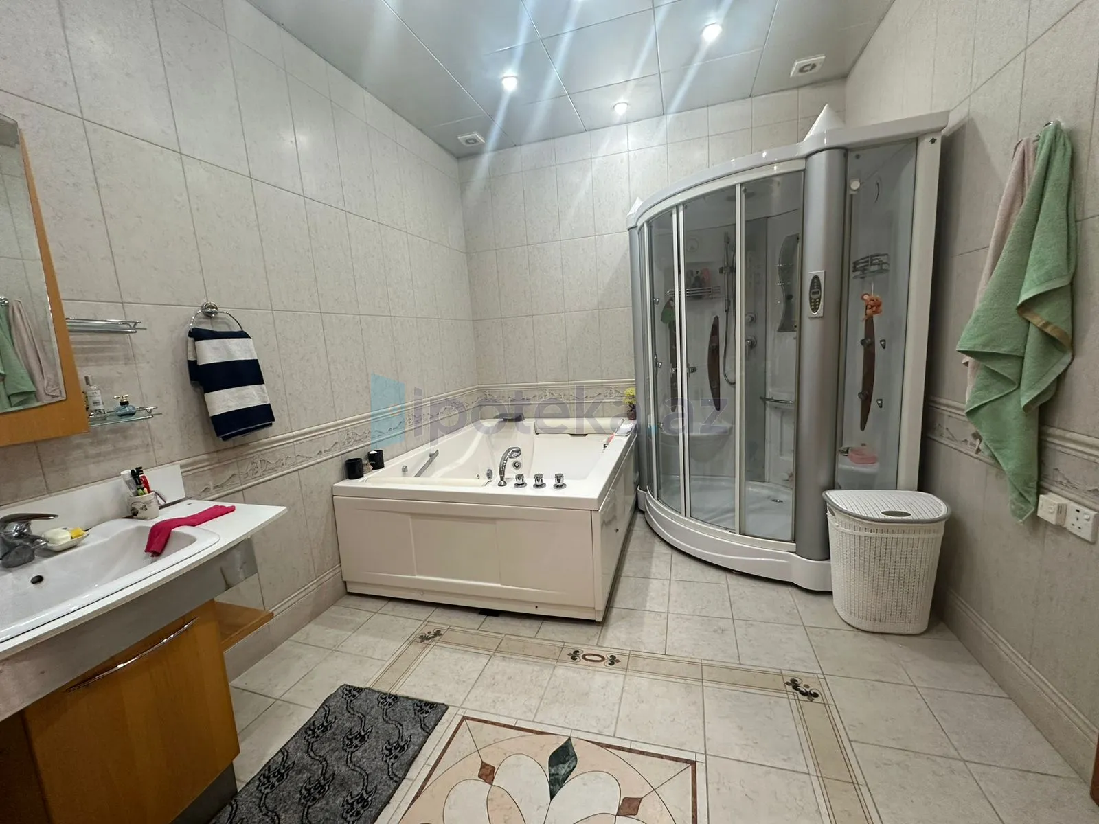 Satılır: 4 Otaq, Yeni tikili, Nəsimi r., 200.00 m² — Mənzil, Bakı (8)