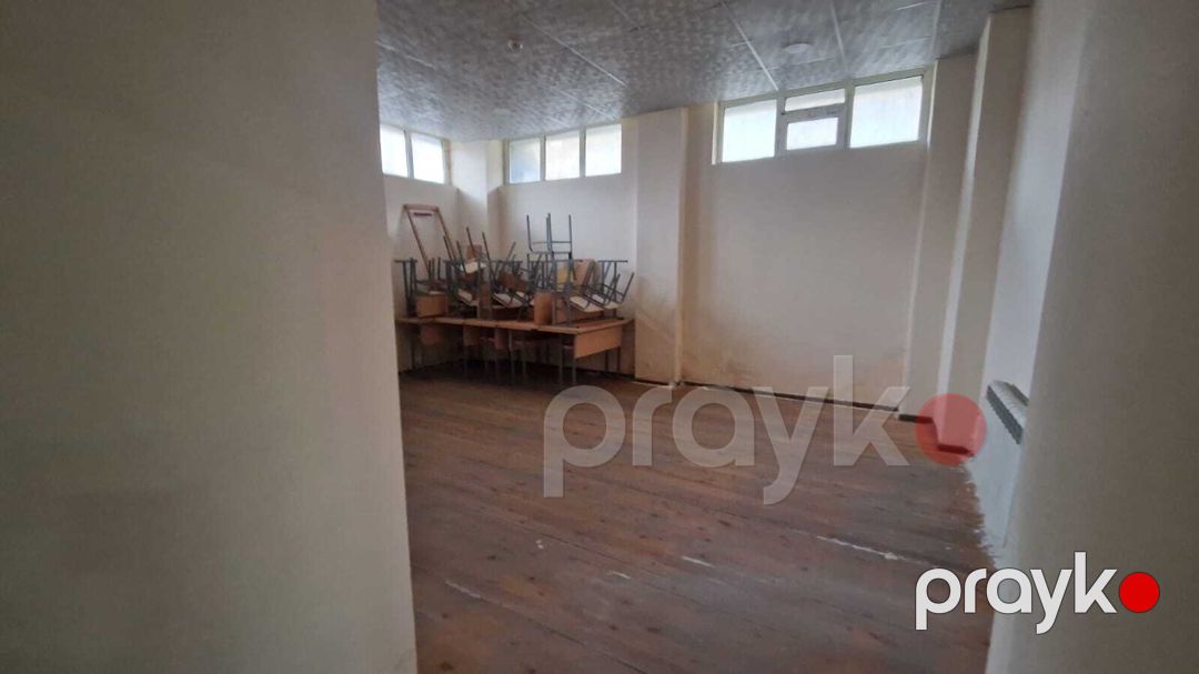 Satılır obyekt 365 m² — Əmlak, Bakı (3)