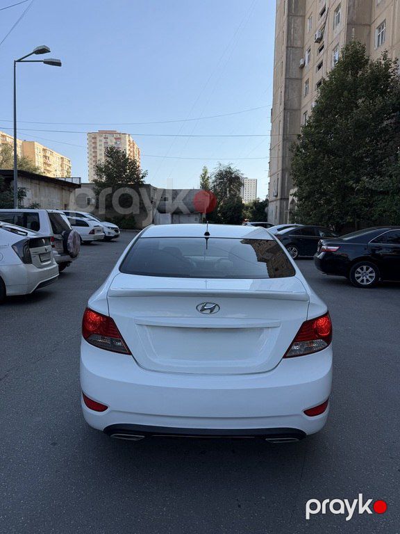 Hyundai Accent, 1.6 L, 2012 il, 211 317 km — Avtomobillər, Bakı (2)
