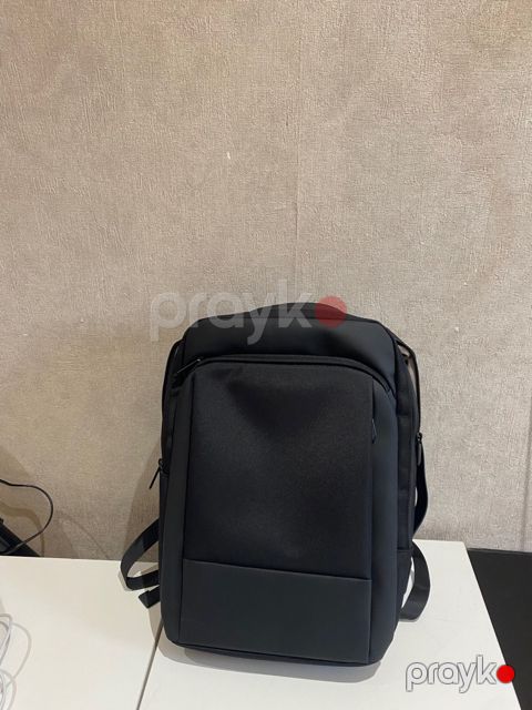 Laptop və ya bel çantası — Bakı
